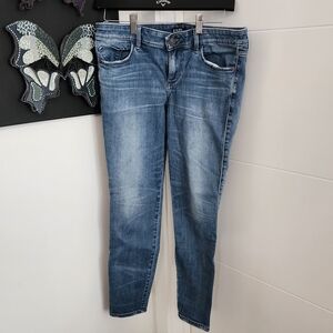 Express Women’s Skinny Jeans in Medium Blue Wash